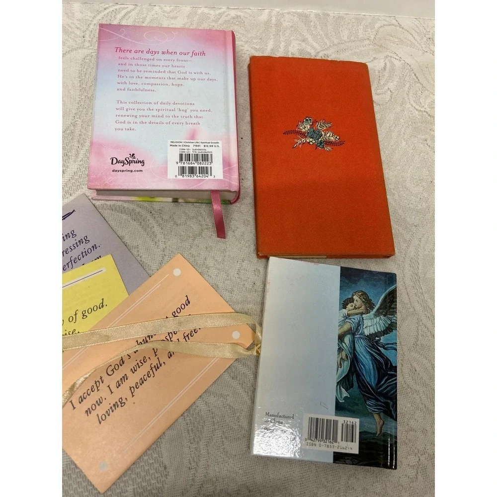 Vintage Devotional Book Lot God In Every Moment Angels Thoughts‎ for A Good Life